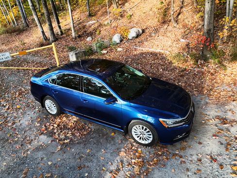 Used 2016 Volkswagen Passat 1.8T SE w/ Lighting Package (P06) image 2