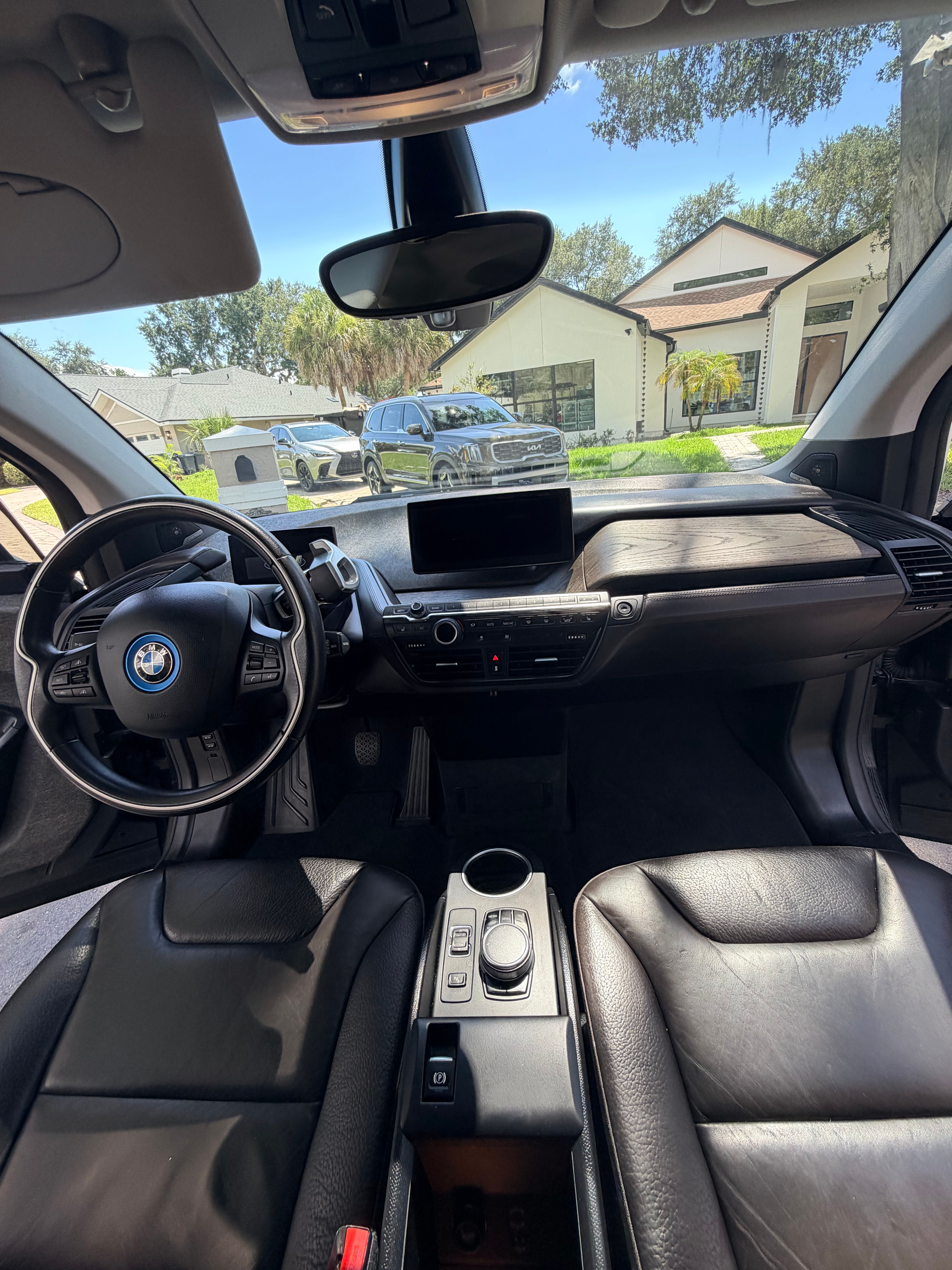Used 2017 BMW i3 w/ Range Extender RWD image 12
