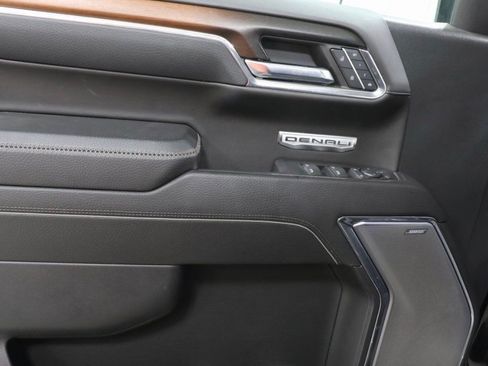 Used 2024 GMC Sierra 1500 Denali w/ Denali Reserve Package image 20