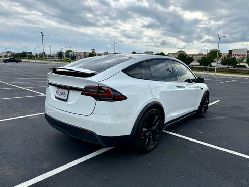 Used 2023 Tesla Model X AWD/4WD image 6