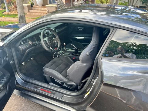 Used 2018 Ford Mustang Shelby GT350 w/ Electronics Package image 8