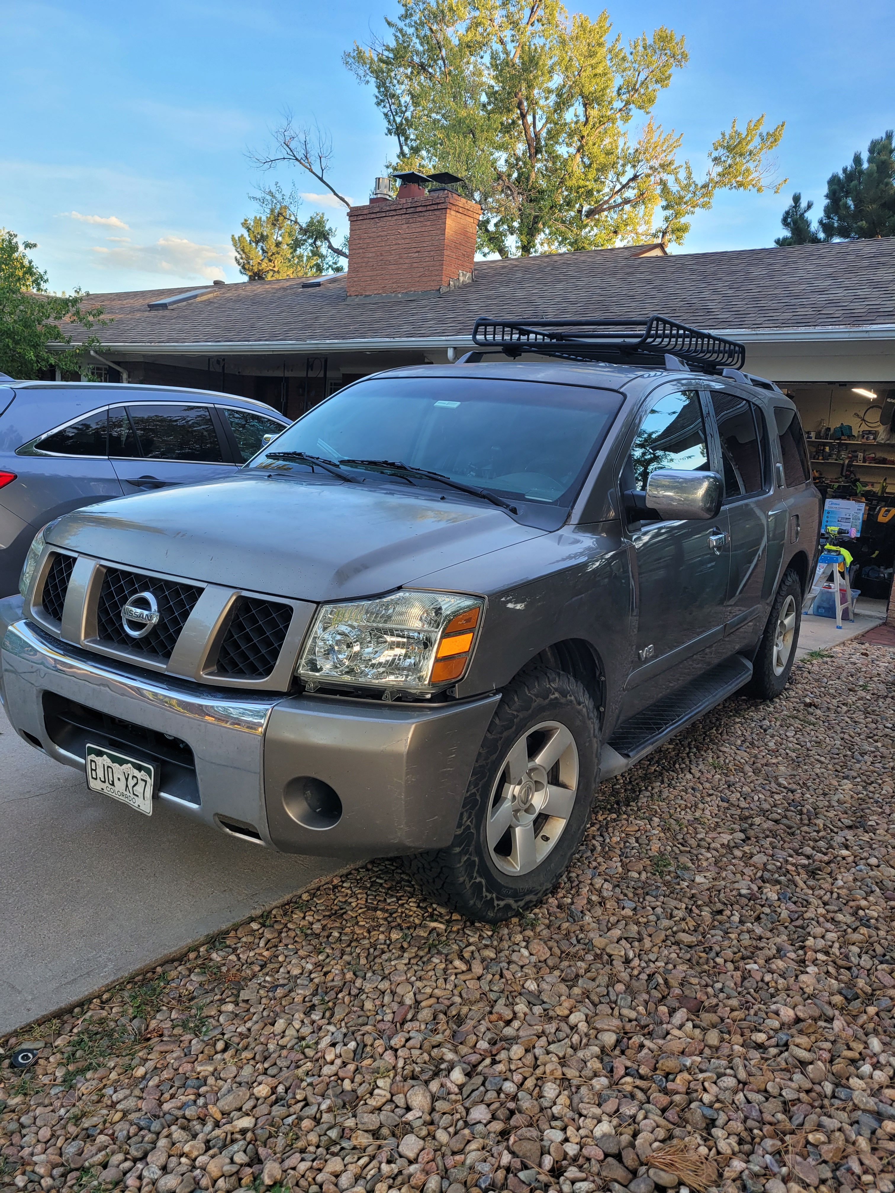 Used 2007 Nissan Armada SE AWD/4WD image 1