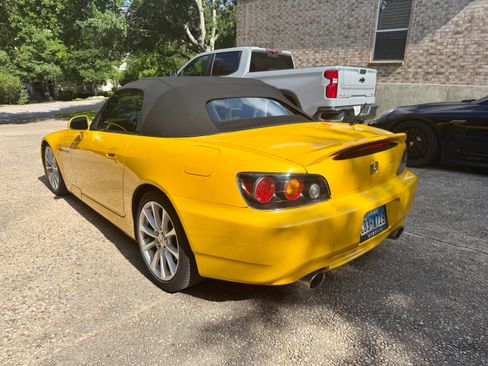 Used 2006 Honda S2000 image 8