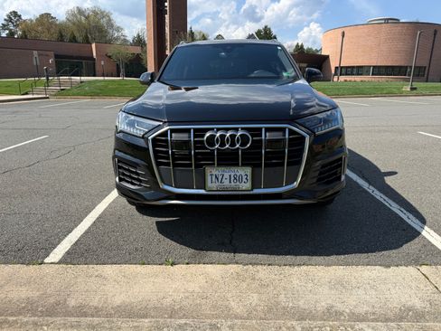 Used 2023 Audi Q7 3.0T Premium image 4
