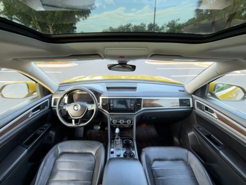 Used 2018 Volkswagen Atlas SEL Premium AWD/4WD image 15