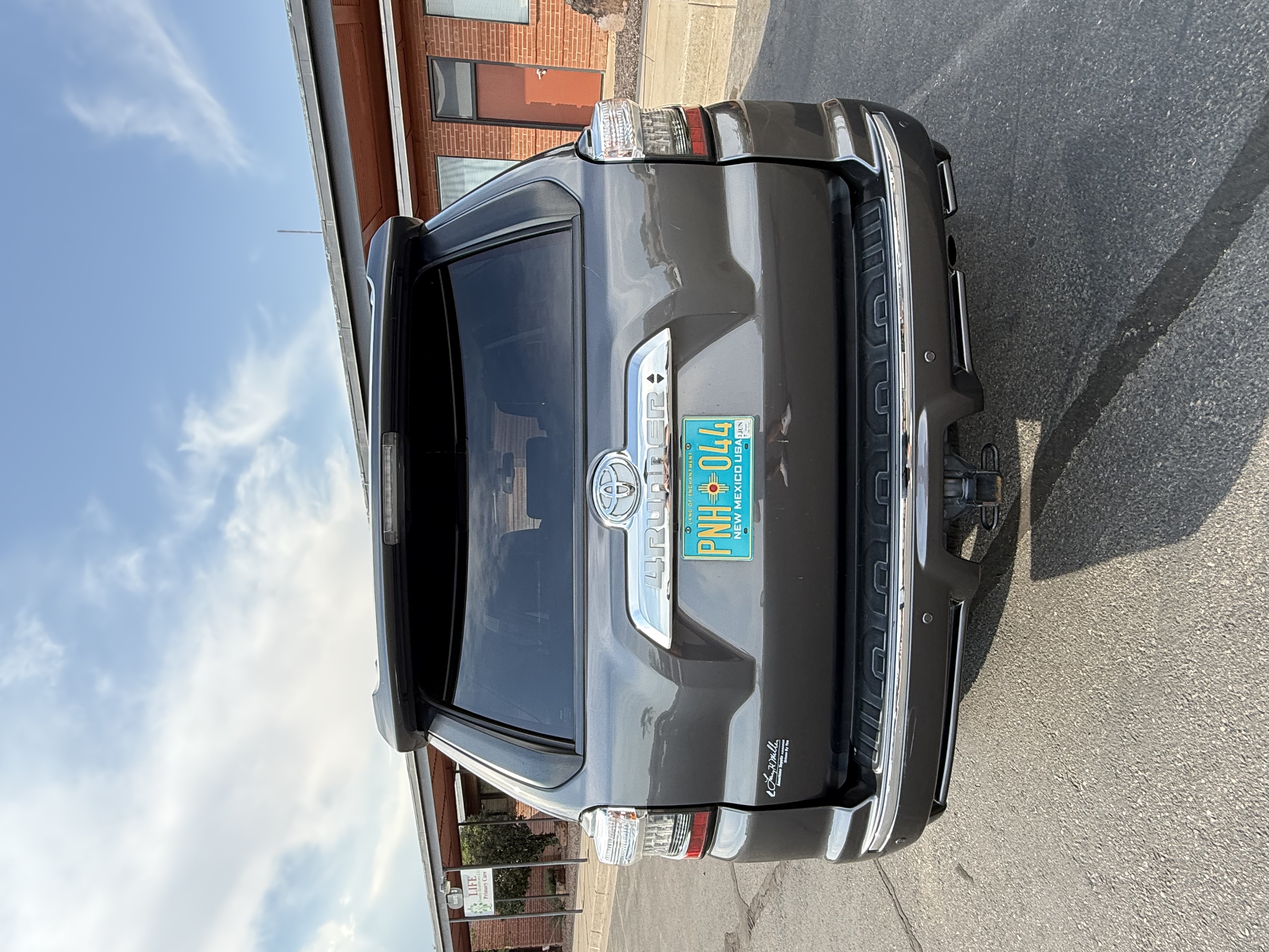 Used 2018 Toyota 4Runner Limited AWD/4WD image 10