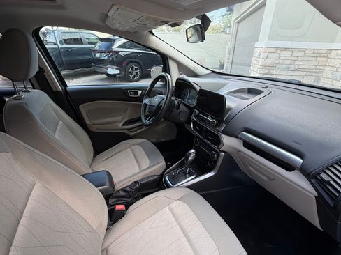 Used 2019 Ford EcoSport SE image 11