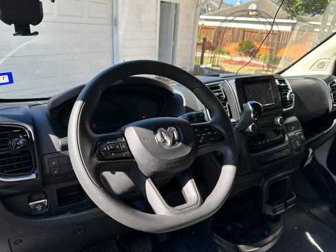 Used 2024 RAM ProMaster 2500 w/ Quick Order Package 22G SLT image 6