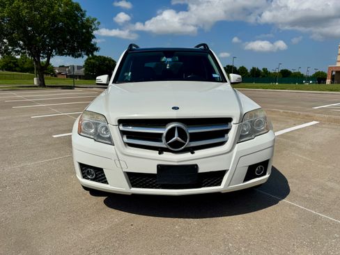 Used 2011 Mercedes-Benz GLK 350 2WD image 2