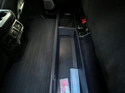 Used 2023 Ford F150 Lightning Platinum image 24