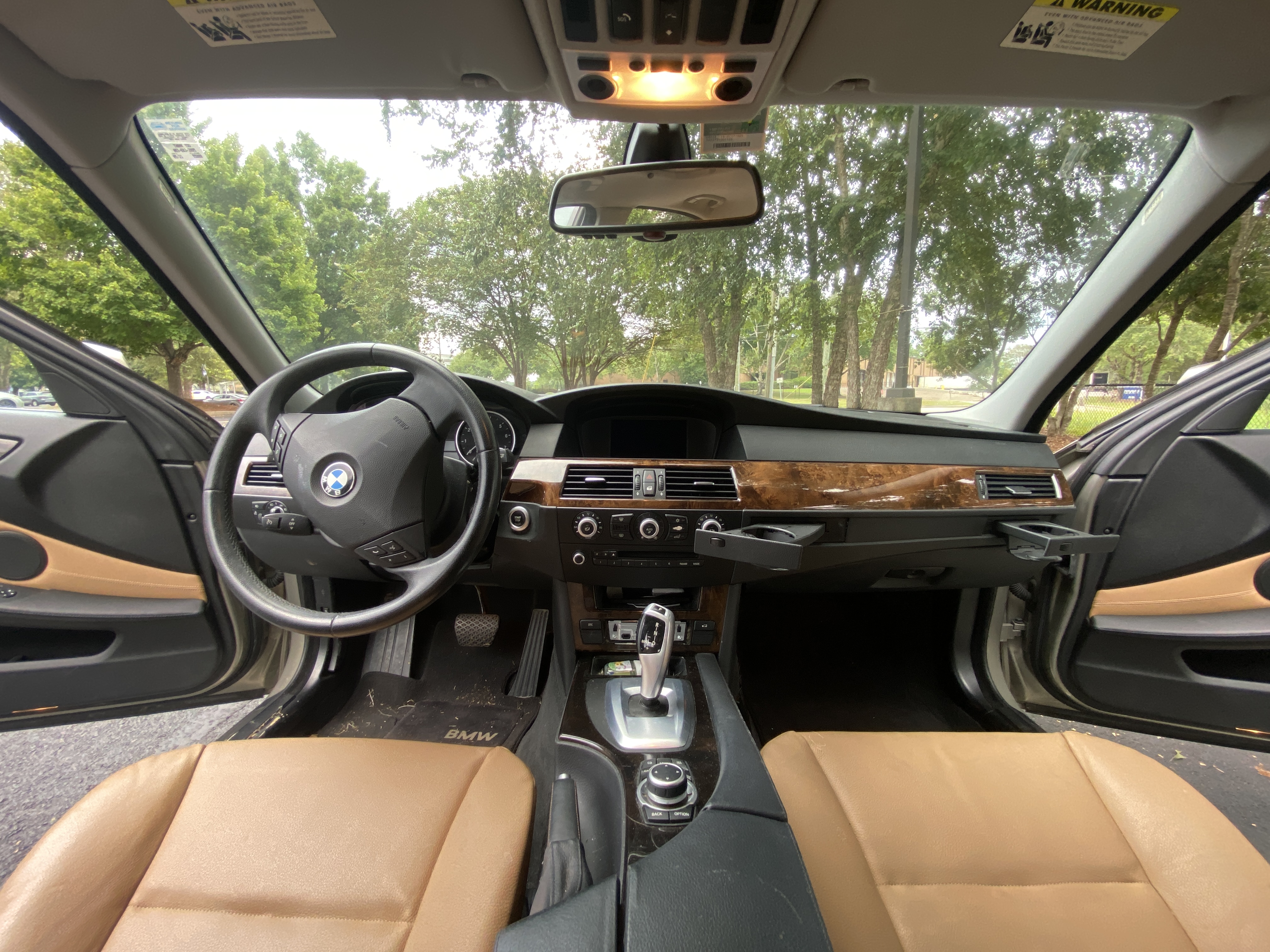 Used 2010 BMW 528i Sedan RWD image 16