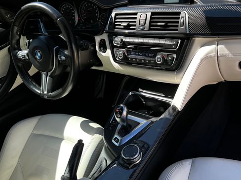 Used 2016 BMW M4 Coupe image 23