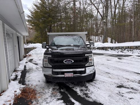 Used 2021 Ford F350 XL w/ Power Equipment Group image 1