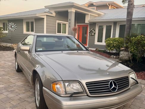 Used 1997 Mercedes-Benz SL 500 SL 500 Roadster 2D image 2