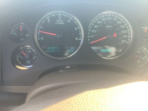 Used 2013 Chevrolet Tahoe LTZ image 8