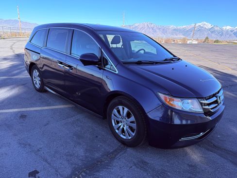 Used 2017 Honda Odyssey EX-L image 2