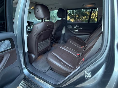 Used 2020 Mercedes-Benz GLS 450 4MATIC image 19