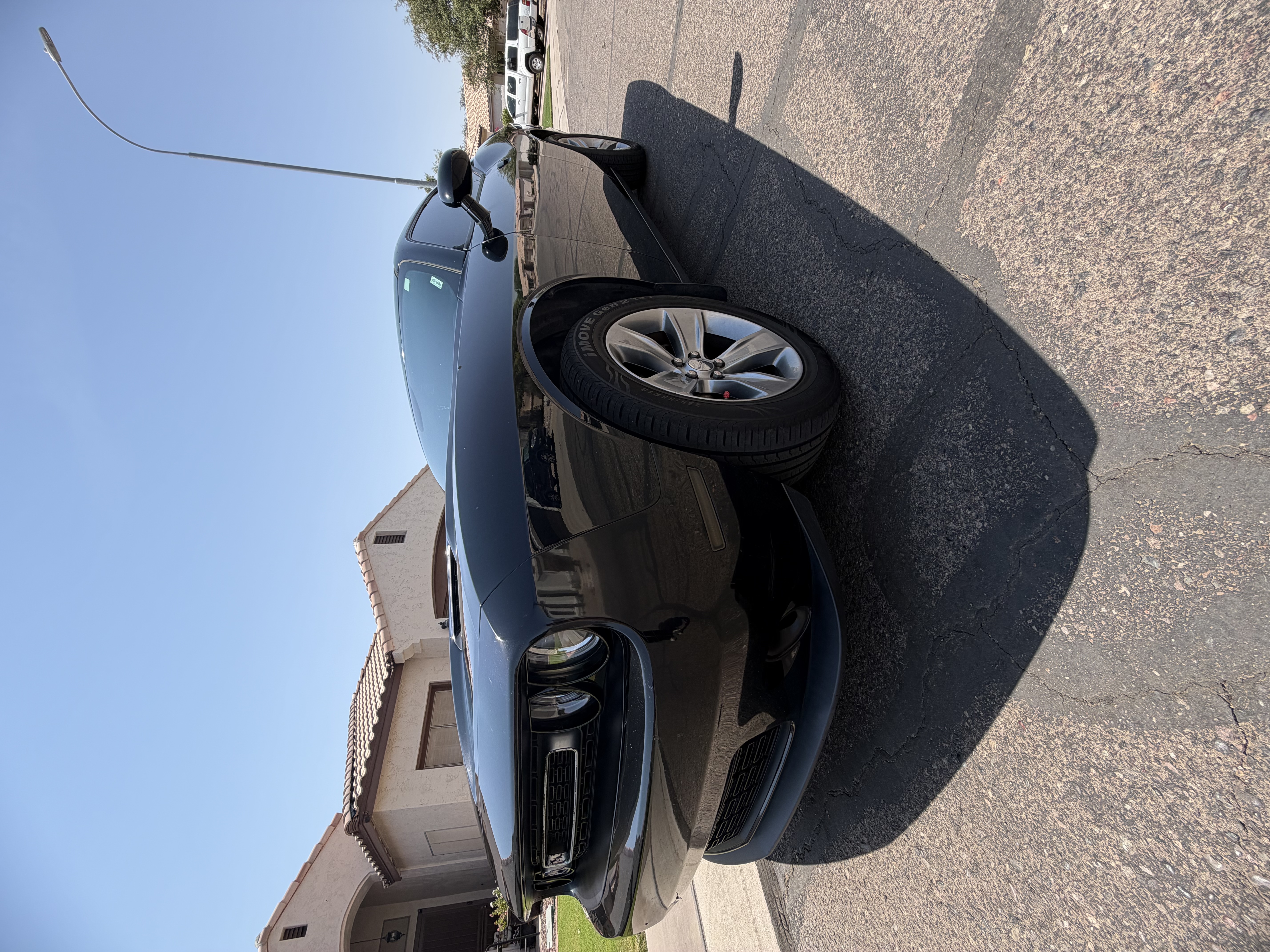 Used 2019 Dodge Challenger SXT RWD image 4