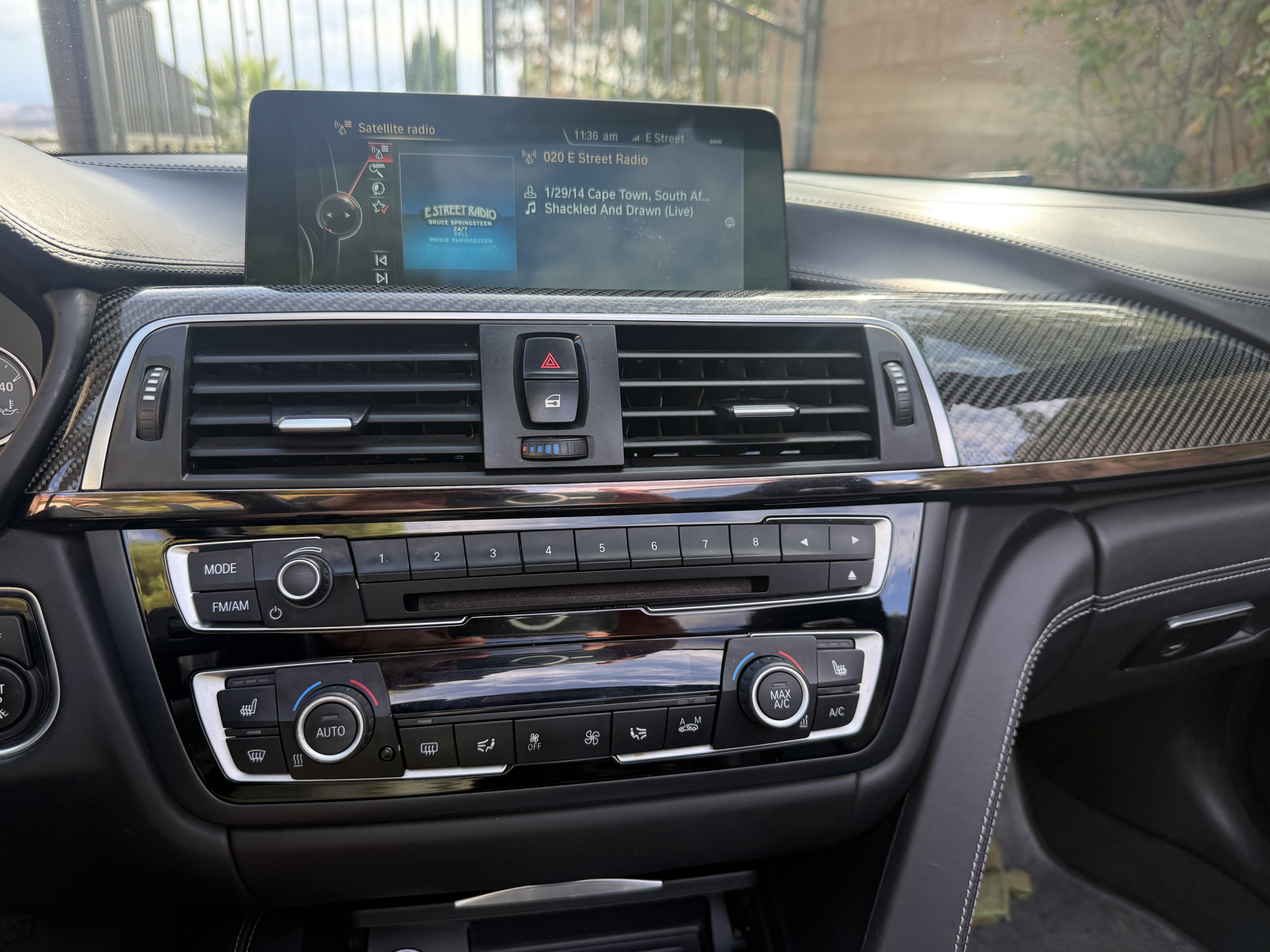 Used 2016 BMW M4 Convertible RWD image 10