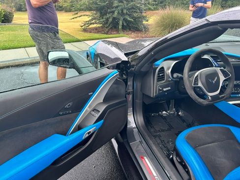Used 2017 Chevrolet Corvette Grand Sport RWD image 11