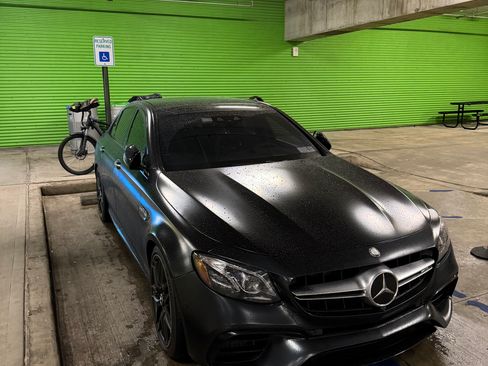 Used 2018 Mercedes-Benz E 63 AMG S image 19