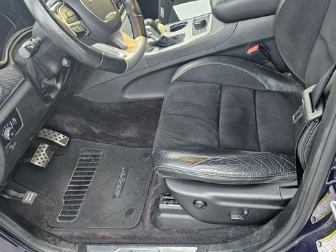 Used 2018 Jeep Grand Cherokee SRT image 15