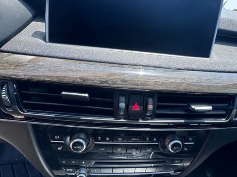 Used 2018 BMW X5 xDrive35i image 15