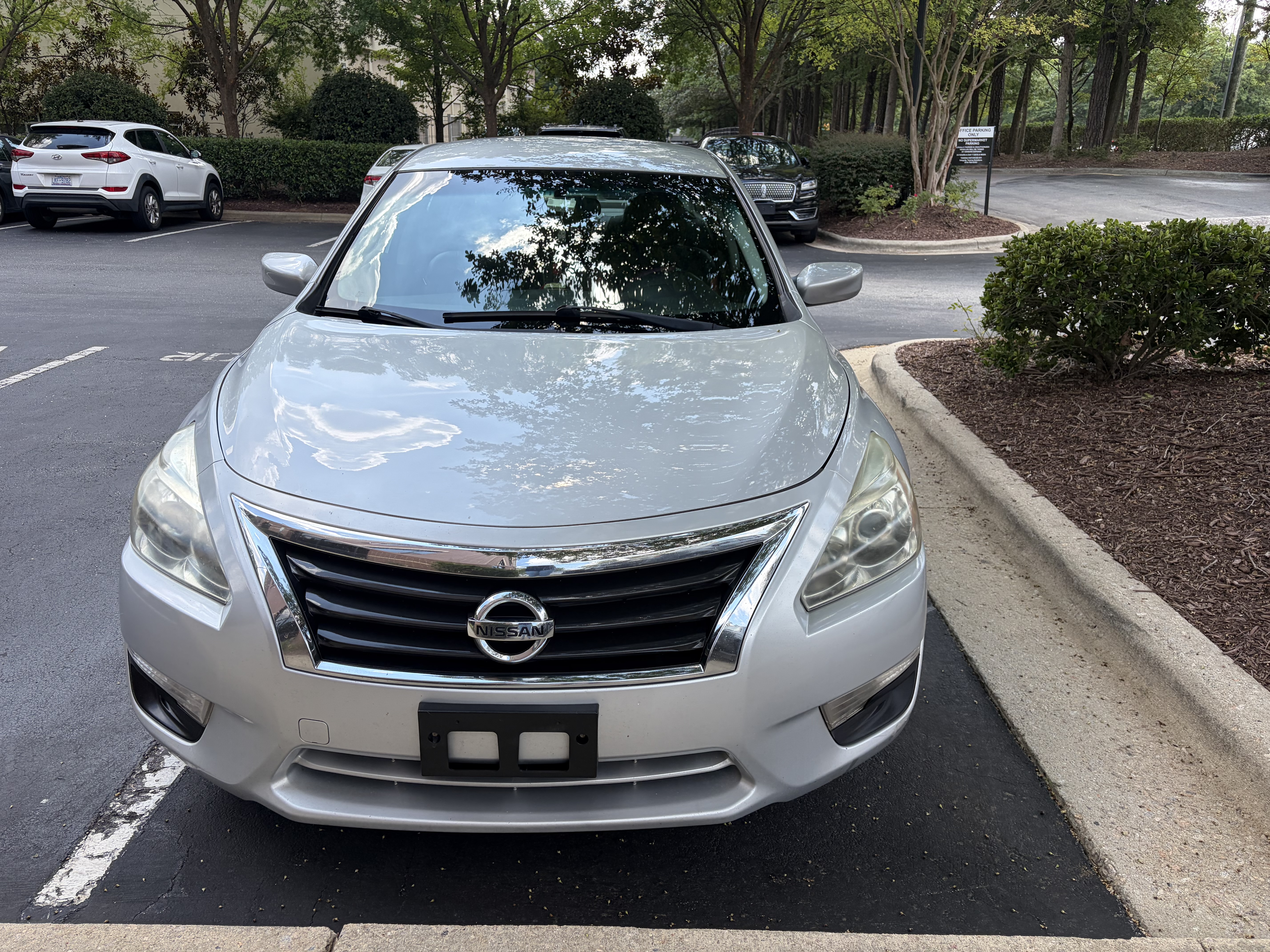 Used 2015 Nissan Altima 2.5 S w/ Power Driver Seat Package FWD image 4