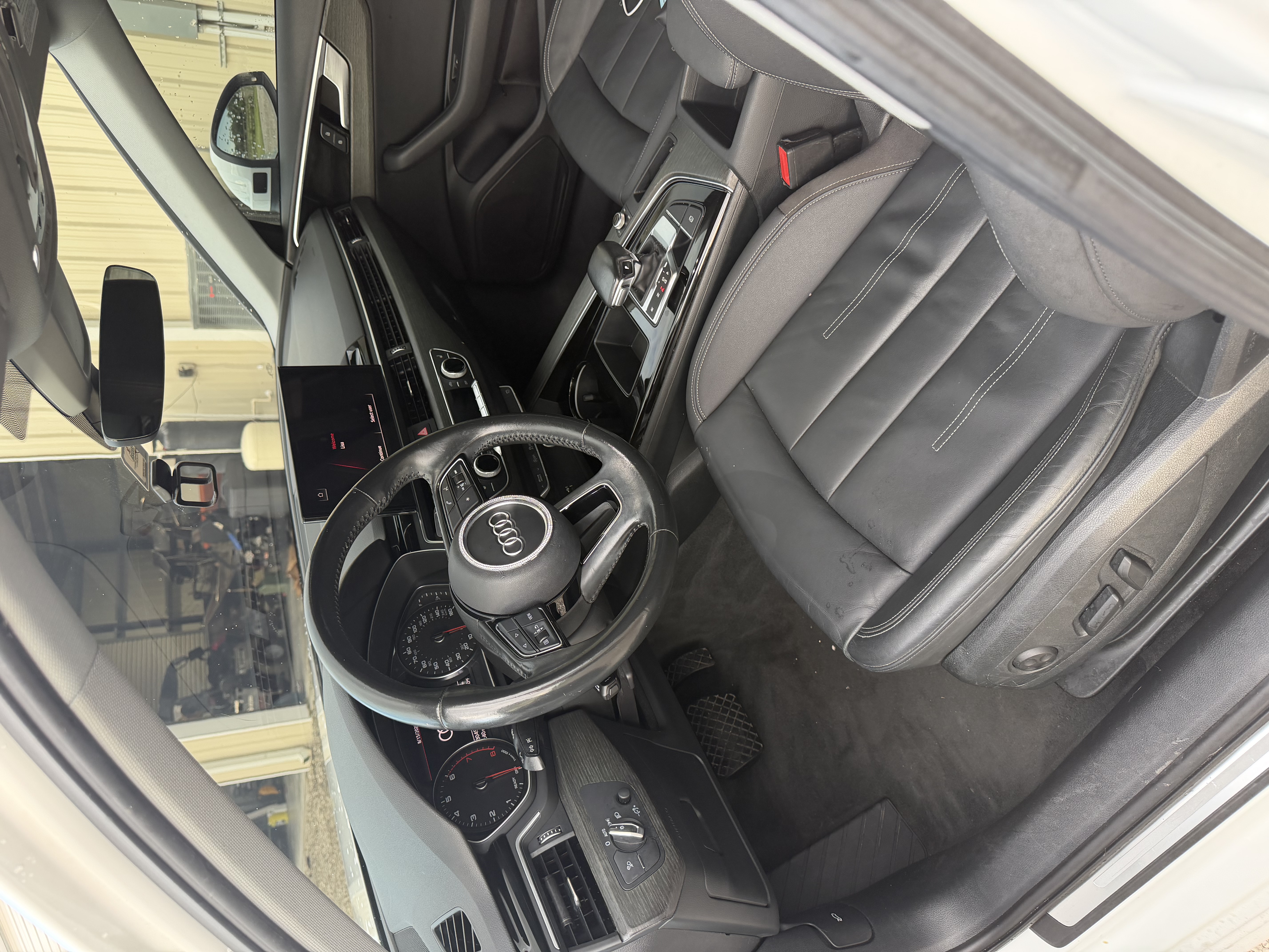 Used 2020 Audi A4 2.0T Premium w/ Convenience Package FWD image 14