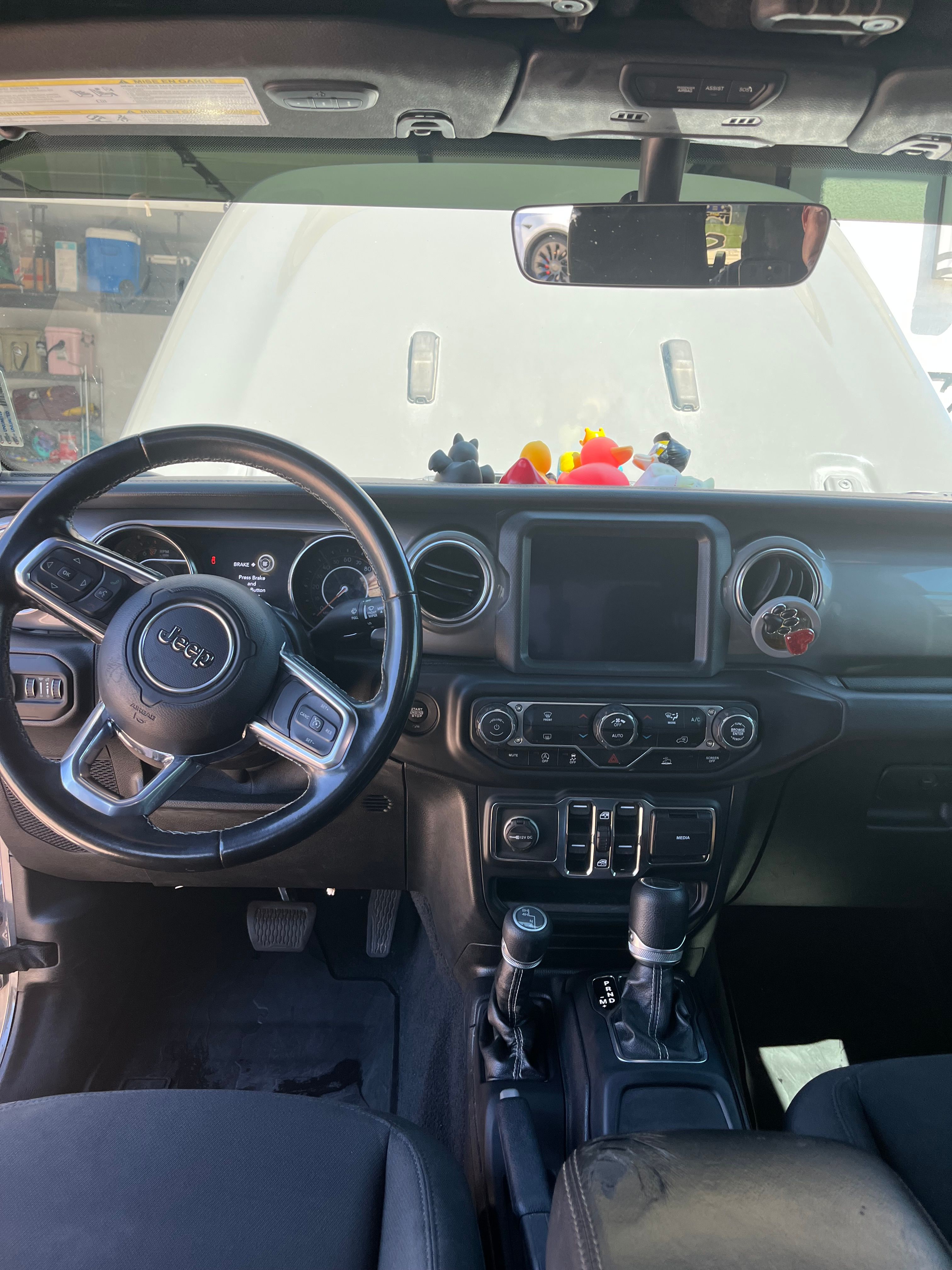 Used 2021 Jeep Gladiator Overland AWD/4WD image 10