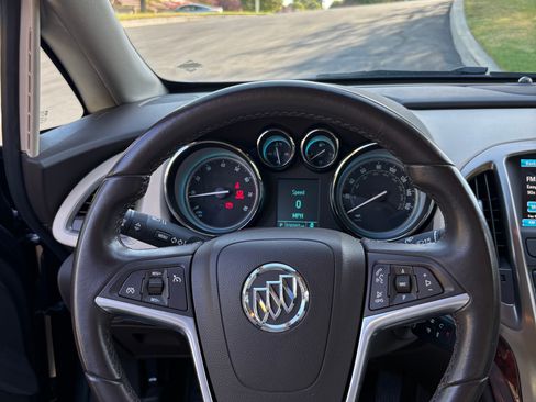 Used 2016 Buick Verano w/ Comfort Package FWD image 6