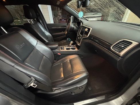 Used 2017 Jeep Grand Cherokee Limited 75th Anniversary image 6