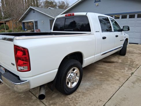 Used 2006 Dodge Ram 2500 Truck Laramie image 5