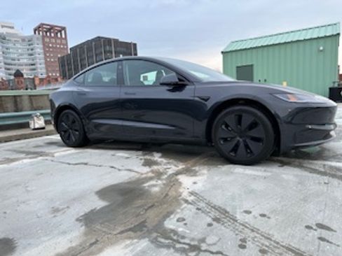 Used 2025 Tesla Model 3 Long Range image 5