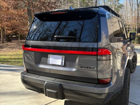 Used 2025 Lexus GX 550 image 8