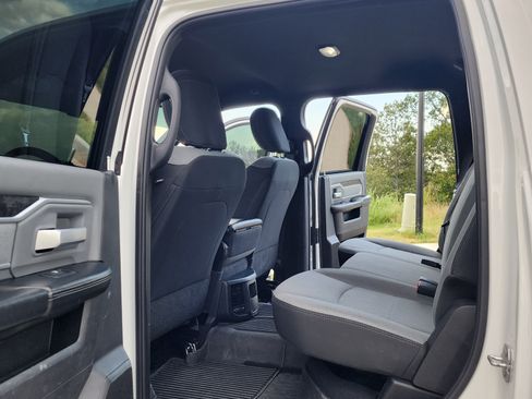 Used 2021 RAM 2500 Big Horn image 13