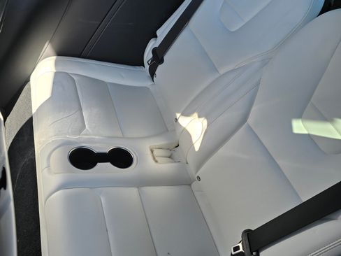 Used 2016 Tesla Model X 75D image 11