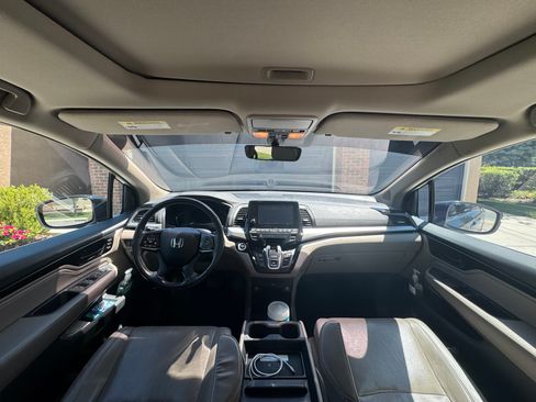 Used 2018 Honda Odyssey Elite image 13