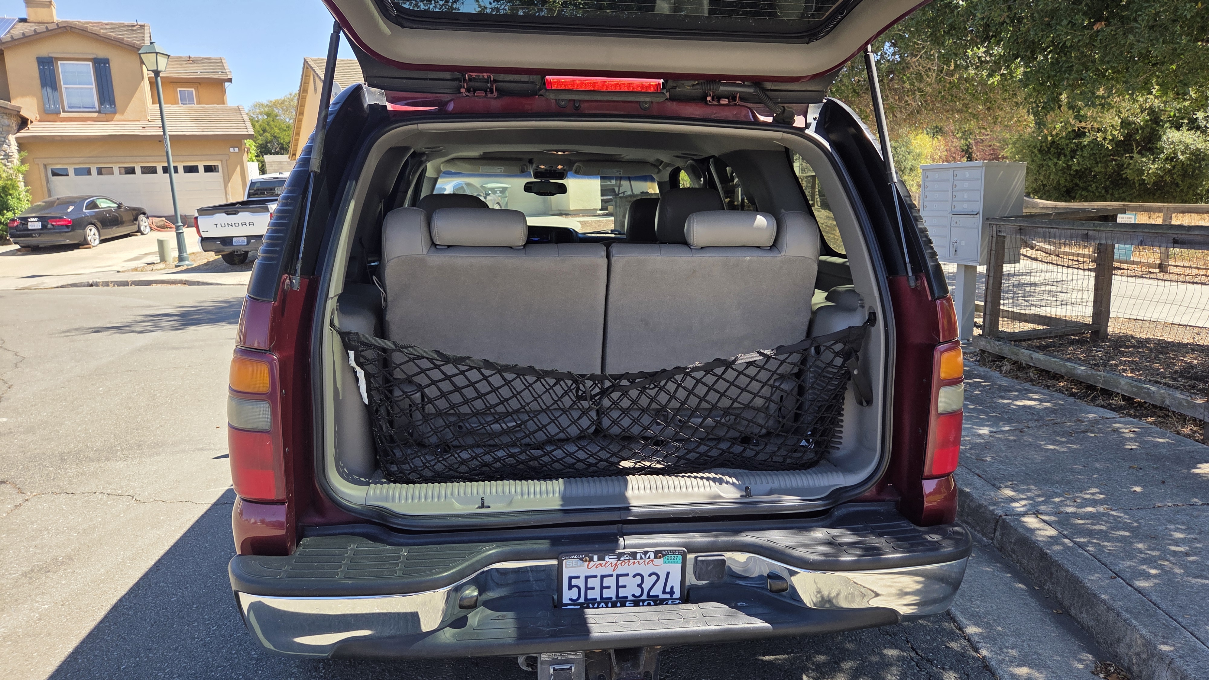 Used 2003 Chevrolet Tahoe LT RWD image 8