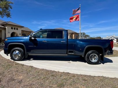 Used 2022 Chevrolet Silverado 3500 High Country w/ Technology Package