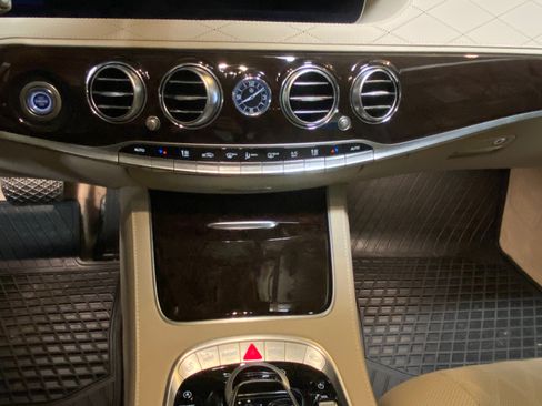 Used 2020 Mercedes-Benz S 560 4MATIC Sedan image 18