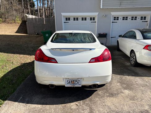 Used 2014 INFINITI Q60 Journey w/ Premium Package RWD image 14