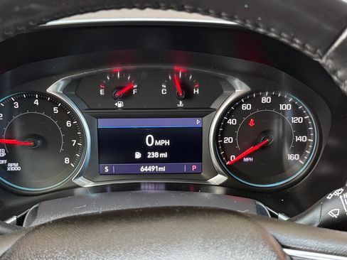 Used 2019 Chevrolet Equinox Premier image 16