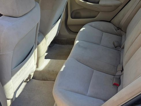 Used 2007 Honda Accord EX image 9