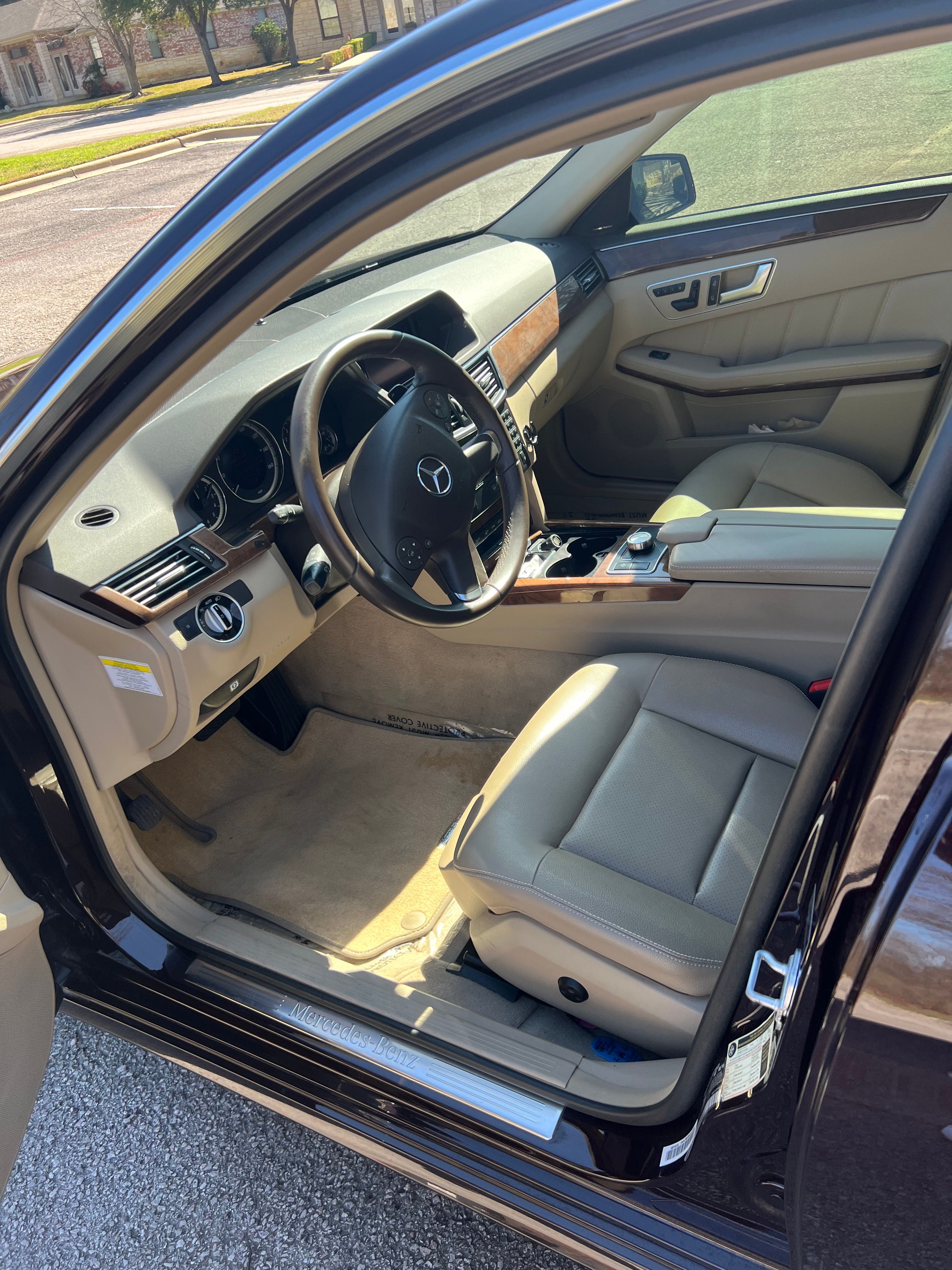 Used 2013 Mercedes-Benz E 350 Sedan image 2