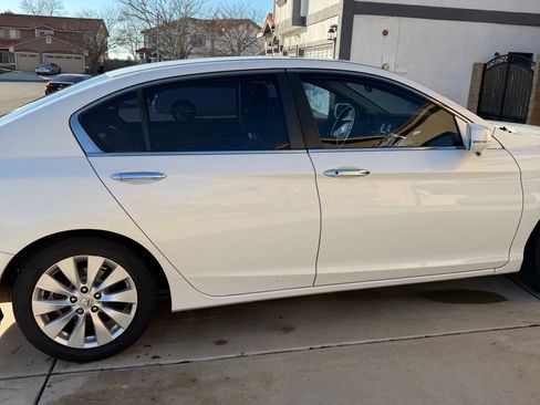 Used 2014 Honda Accord EX image 11