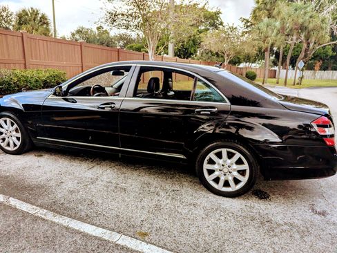Used 2008 Mercedes-Benz S 550 4MATIC image 4