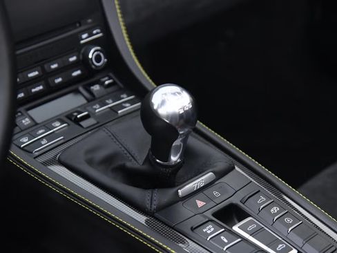 Used 2020 Porsche 718 Boxster Spyder image 15