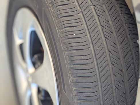 Used 2014 Toyota Prius Two image 25