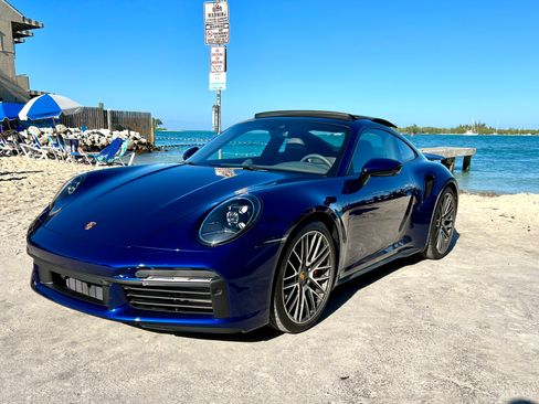 Used 2022 Porsche 911 GT3 RS AWD/4WD image 6